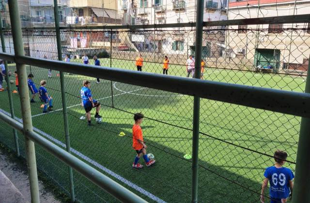 Lunedì 23 maggio avviata collaborazione progetto P.I.T.E.R. con associazione “Un popolo in cammino per Genny vive”, per svolgimento attività sportive bambini Rione Sanità di Napoli